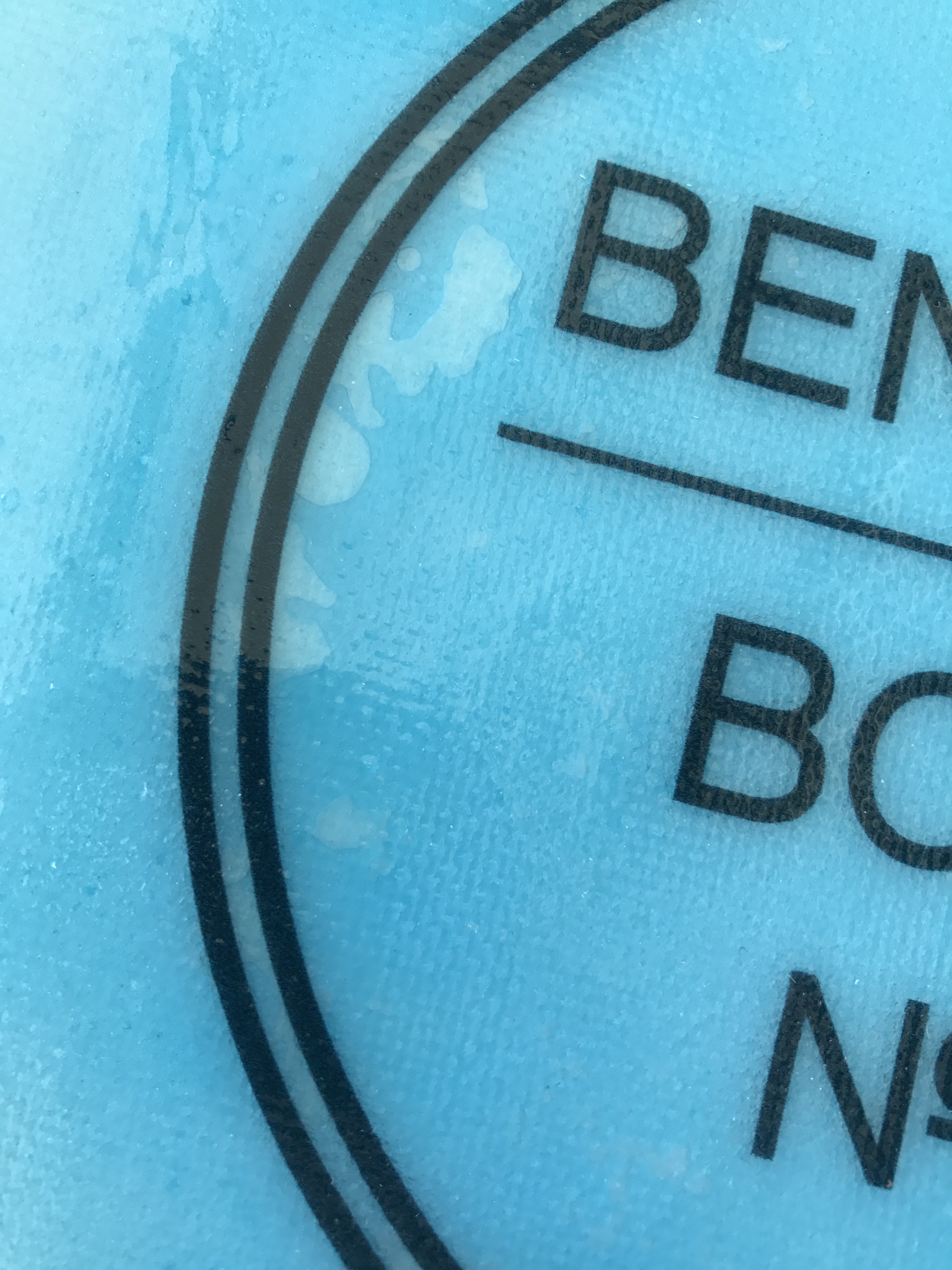 How do I remove air bubbles under logo? Swaylocks